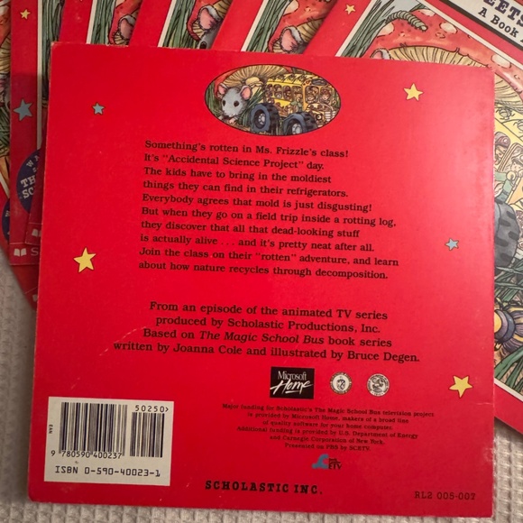 The Magic School Bus – Meets the Rot Squad (Set of 7) – Softcover - Picture 3 of 9